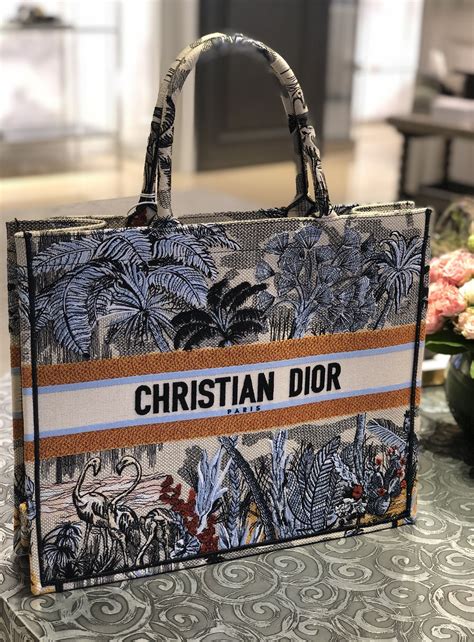 bolsa christian dior original|bolso christian dior tela.